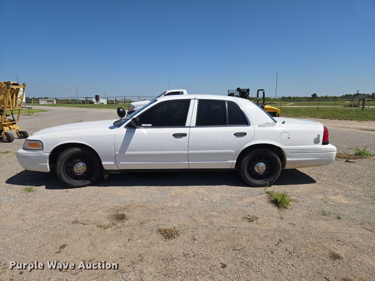 image for item EW0430 2006 Ford Crown Victoria Police Inetceptor 