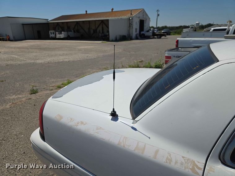 image for item EW0430 2006 Ford Crown Victoria Police Inetceptor 