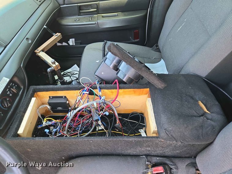 image for item EW0430 2006 Ford Crown Victoria Police Inetceptor 