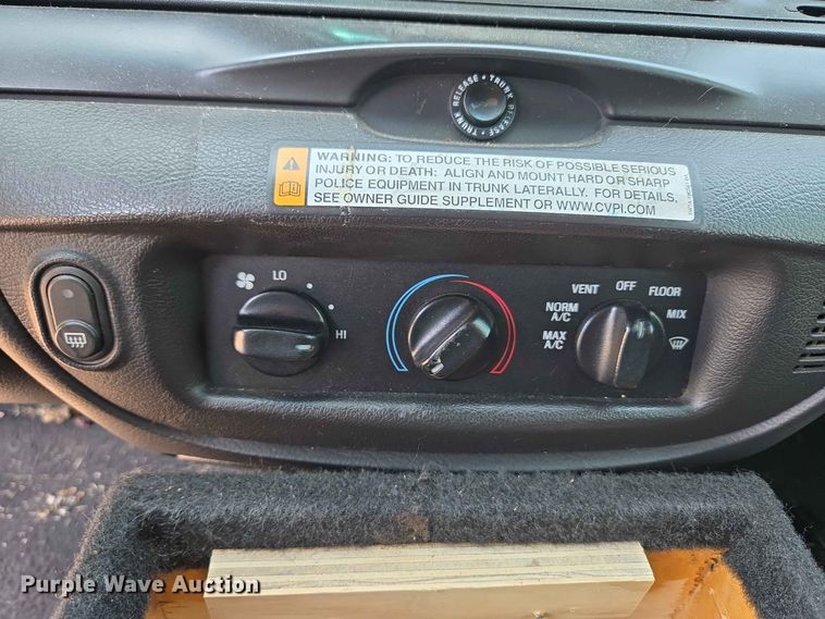 image for item EW0430 2006 Ford Crown Victoria Police Inetceptor 