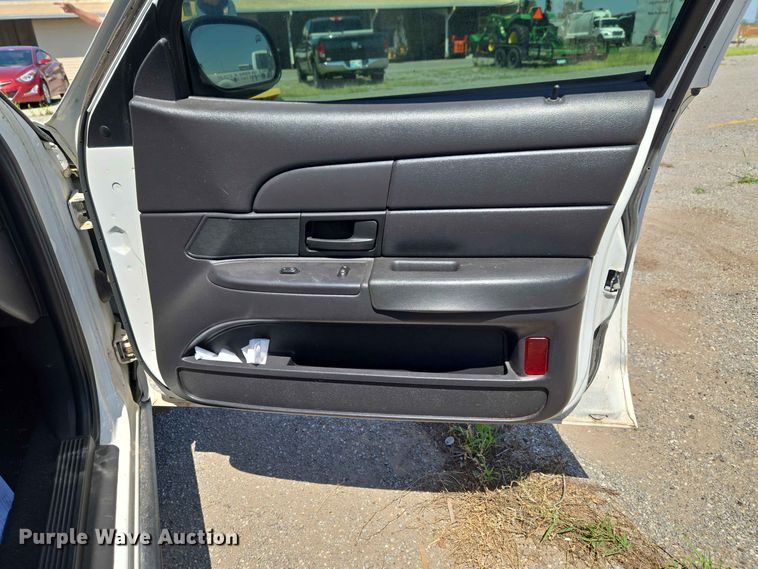 image for item EW0430 2006 Ford Crown Victoria Police Inetceptor 