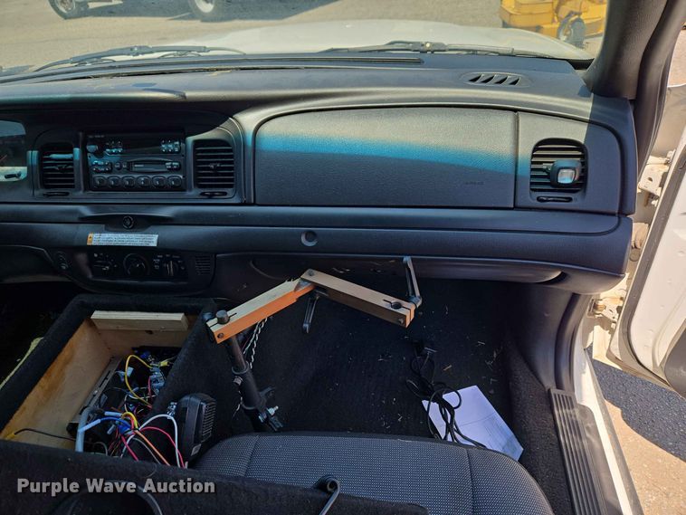 image for item EW0430 2006 Ford Crown Victoria Police Inetceptor 