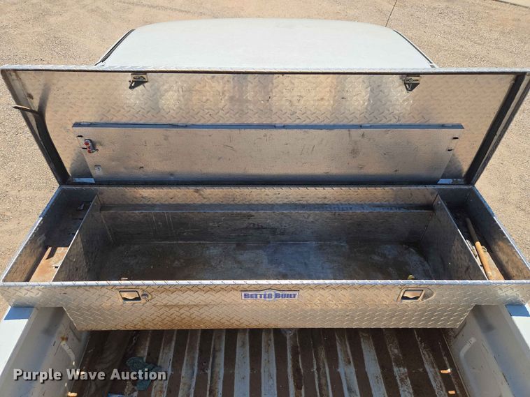 image for item EW0433 2003 Chevrolet Silverado 1500 pickup truck