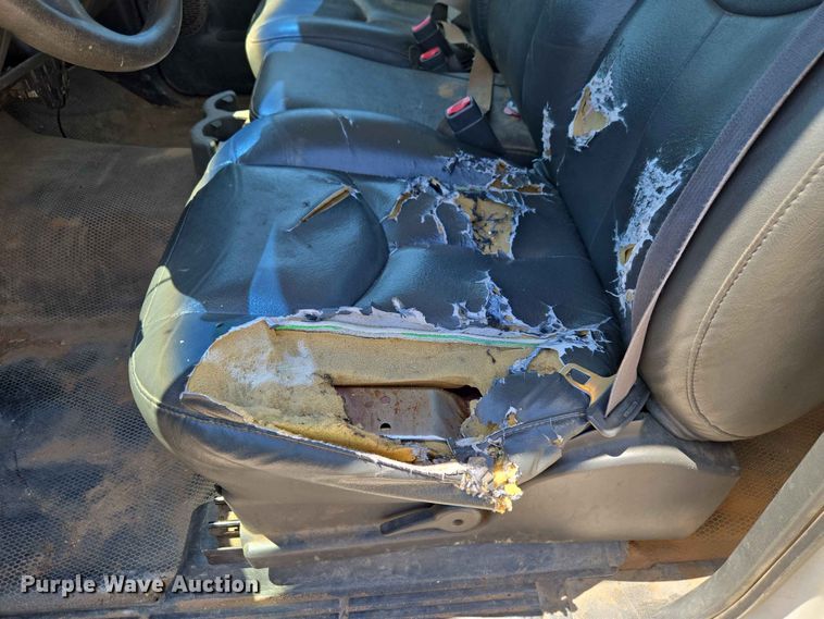 image for item EW0433 2003 Chevrolet Silverado 1500 pickup truck