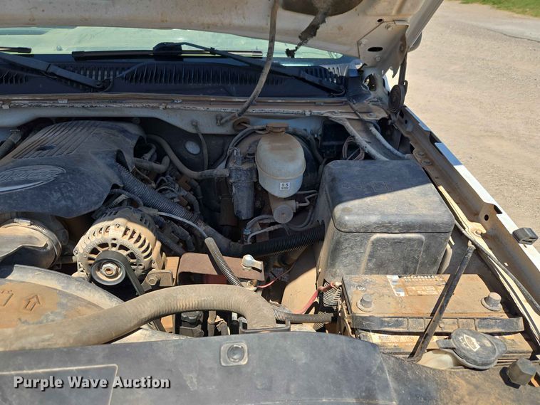 image for item EW0433 2003 Chevrolet Silverado 1500 pickup truck