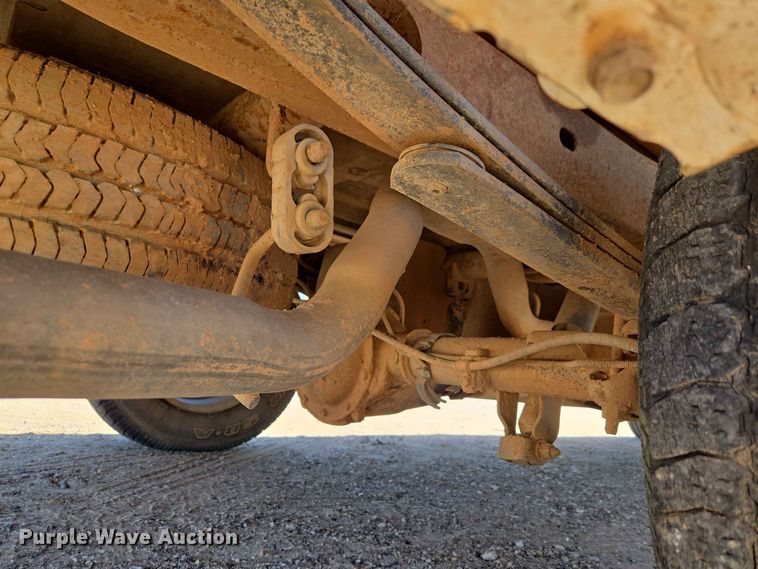 image for item EW0433 2003 Chevrolet Silverado 1500 pickup truck