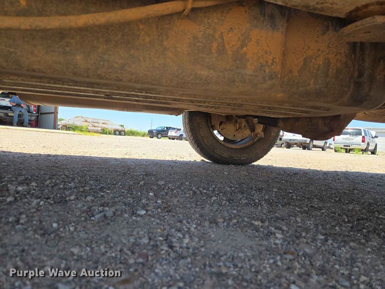 image for item EW0433 2003 Chevrolet Silverado 1500 pickup truck