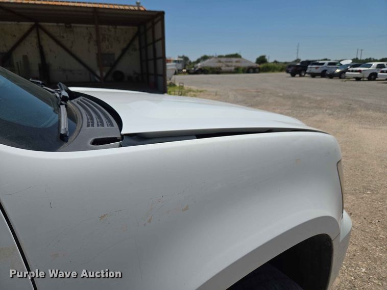 image for item EW0435 2010 Chevrolet Tahoe SUV