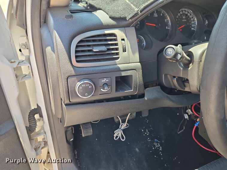 image for item EW0435 2010 Chevrolet Tahoe SUV