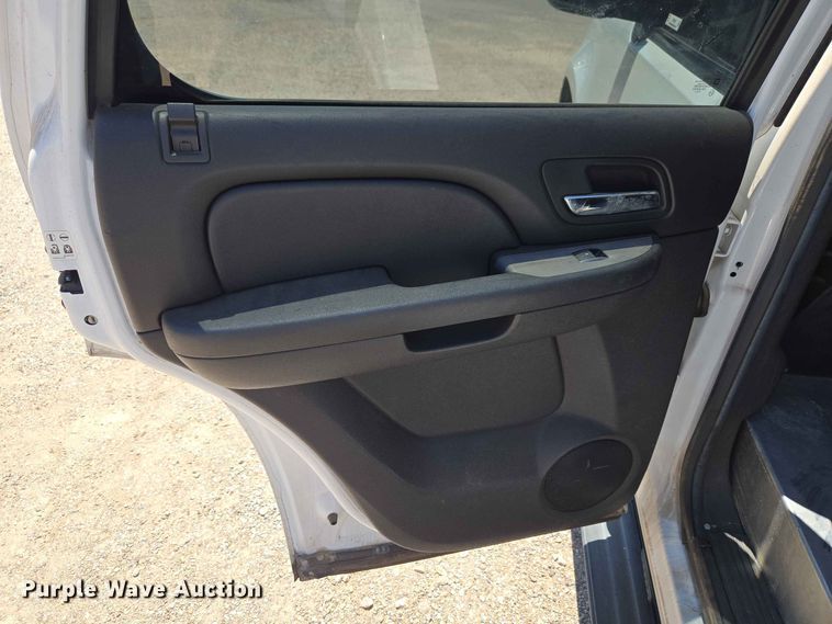 image for item EW0435 2010 Chevrolet Tahoe SUV