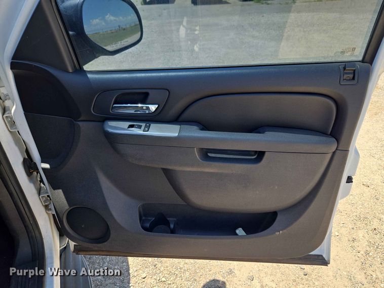 image for item EW0435 2010 Chevrolet Tahoe SUV