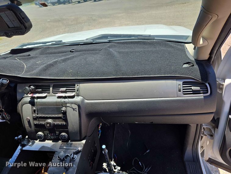 image for item EW0435 2010 Chevrolet Tahoe SUV
