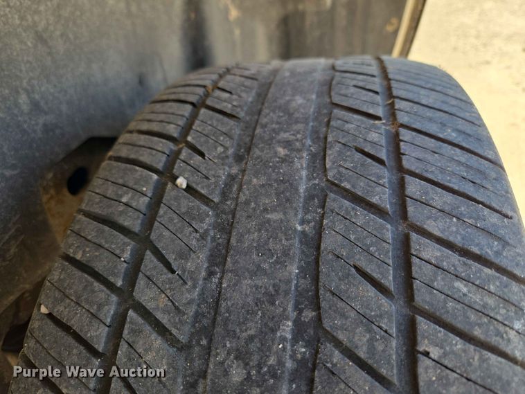 image for item EW0435 2010 Chevrolet Tahoe SUV