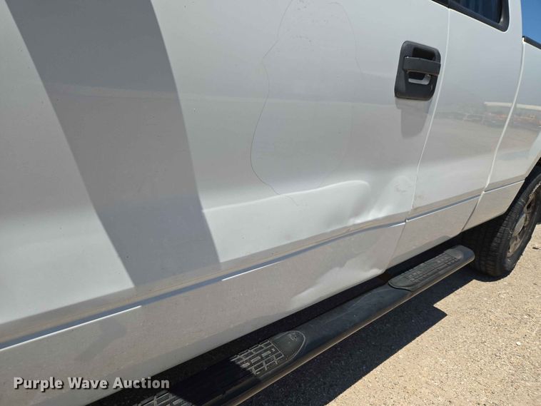 image for item EW0436 2005 Ford F150 Ext. Cab pickup truck