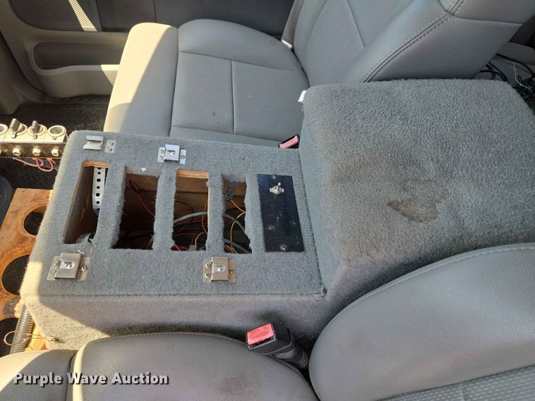 image for item EW0436 2005 Ford F150 Ext. Cab pickup truck
