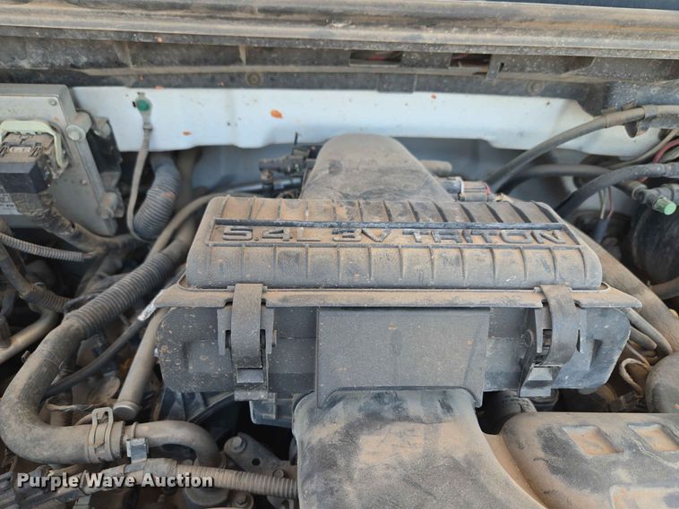 image for item EW0436 2005 Ford F150 Ext. Cab pickup truck