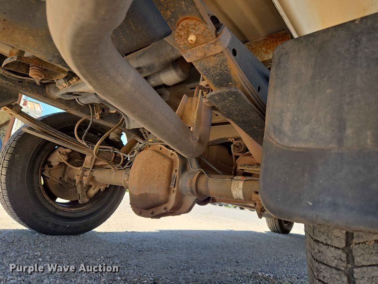 image for item EW0436 2005 Ford F150 Ext. Cab pickup truck