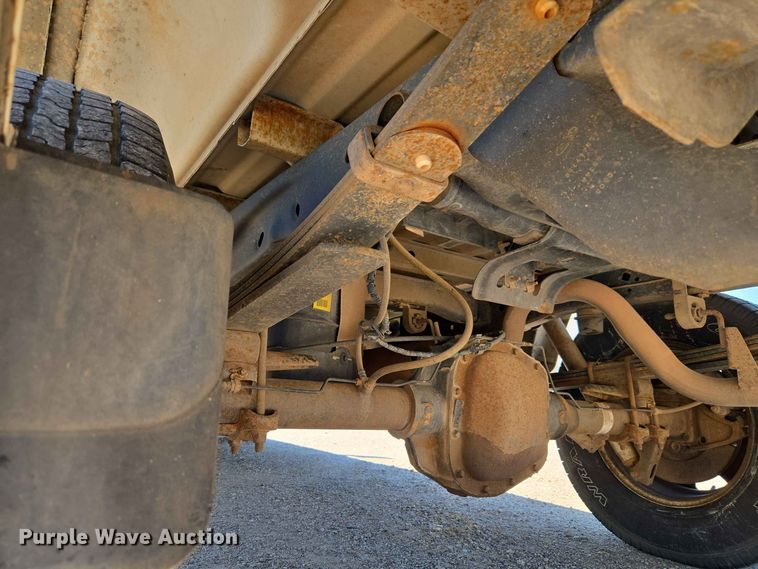 image for item EW0436 2005 Ford F150 Ext. Cab pickup truck