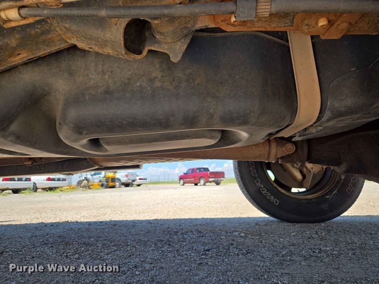 image for item EW0436 2005 Ford F150 Ext. Cab pickup truck