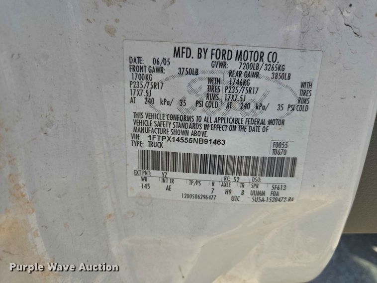 image for item EW0436 2005 Ford F150 Ext. Cab pickup truck