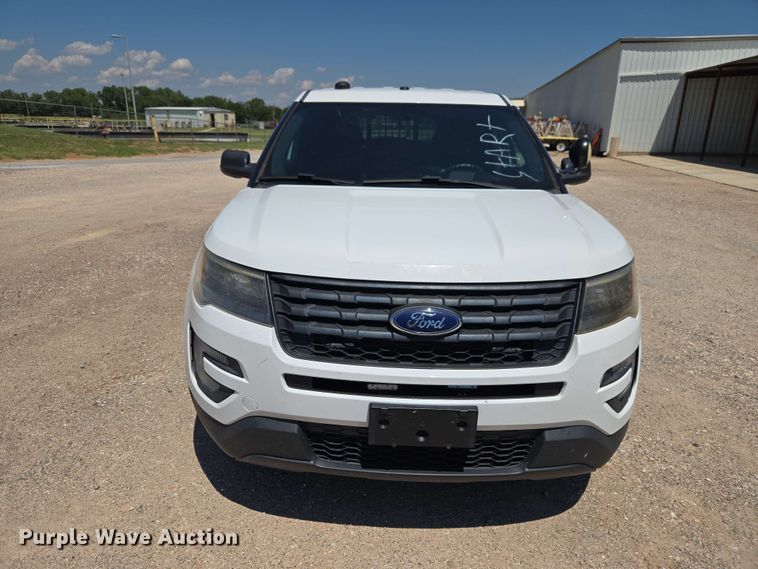 image for item EW0437 2017 Ford Explorer Police SUV