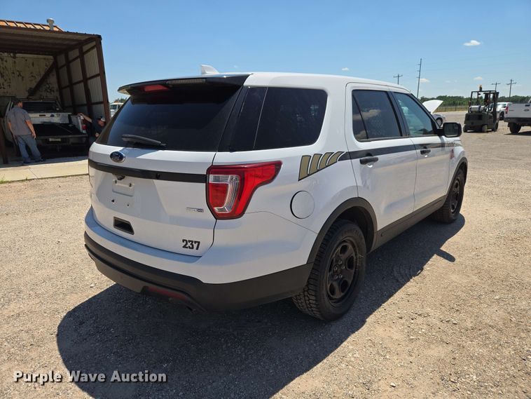 image for item EW0437 2017 Ford Explorer Police SUV