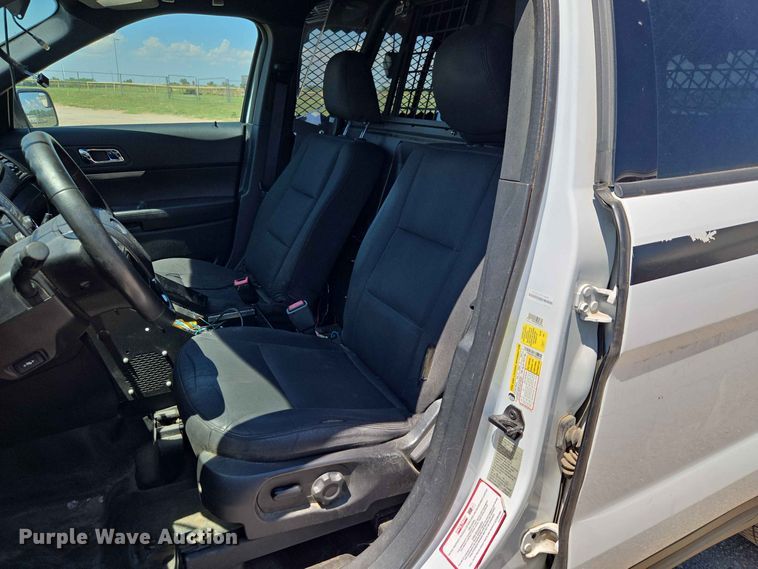 image for item EW0437 2017 Ford Explorer Police SUV