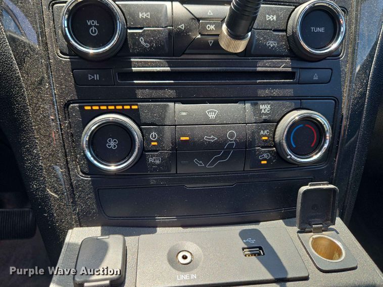 image for item EW0437 2017 Ford Explorer Police SUV