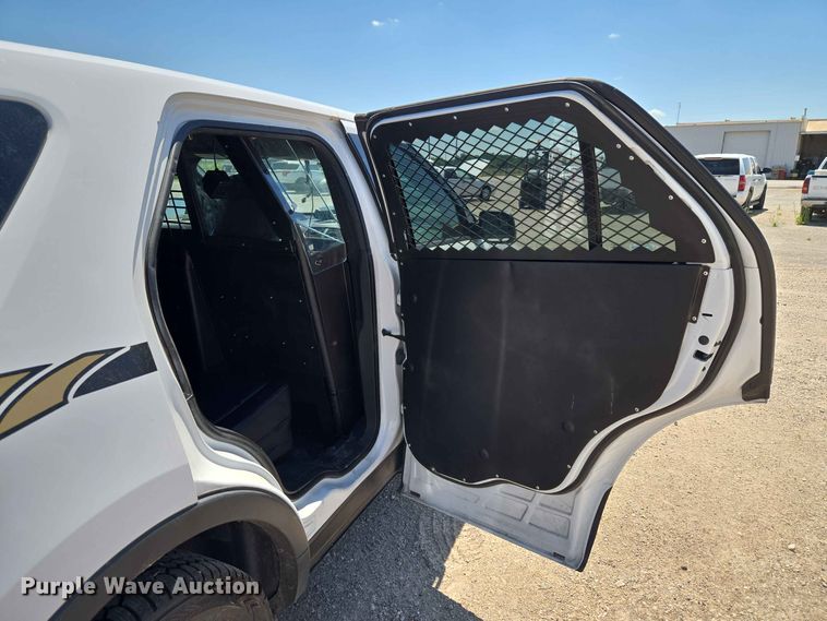 image for item EW0437 2017 Ford Explorer Police SUV