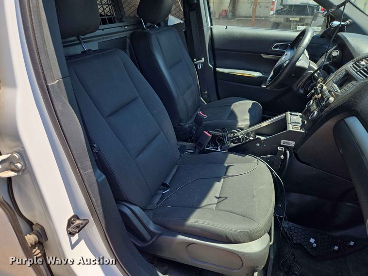 image for item EW0437 2017 Ford Explorer Police SUV