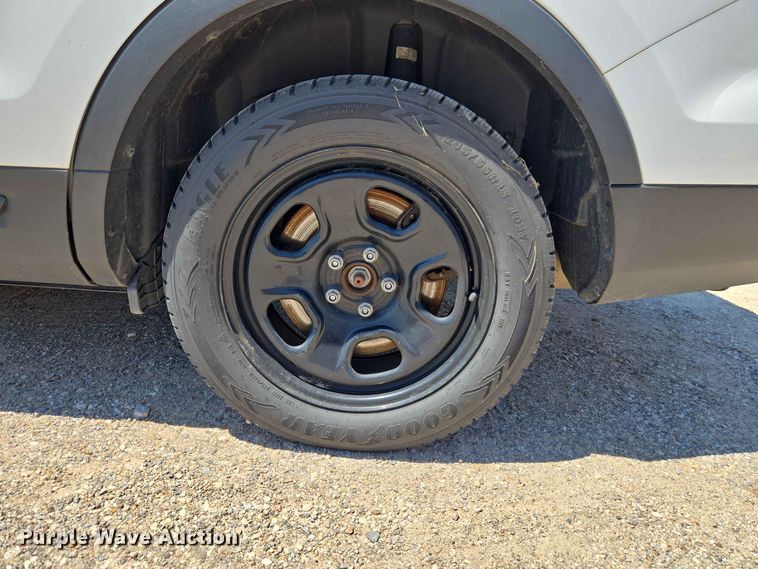 image for item EW0437 2017 Ford Explorer Police SUV