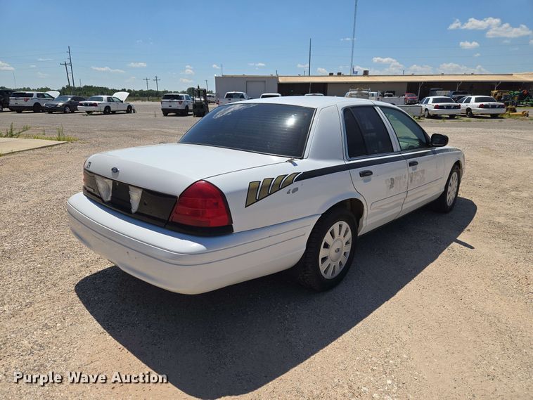 image for item EW0438 2007 Ford Crown Victoria Police Inetceptor 