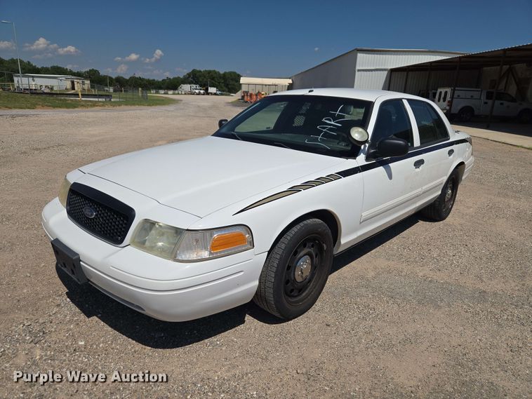 image for item EW0439 2010 Ford Crown Victoria Police Interceptor 