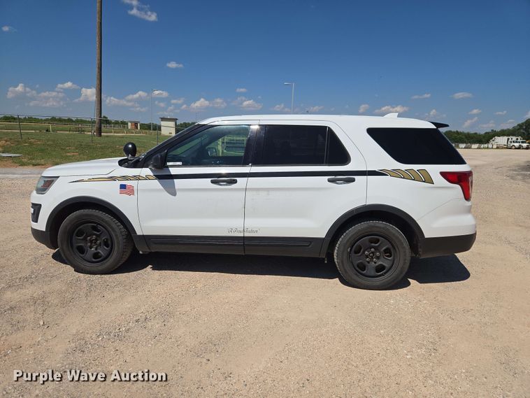 image for item EW0440 2016 Ford Explorer Police SUV
