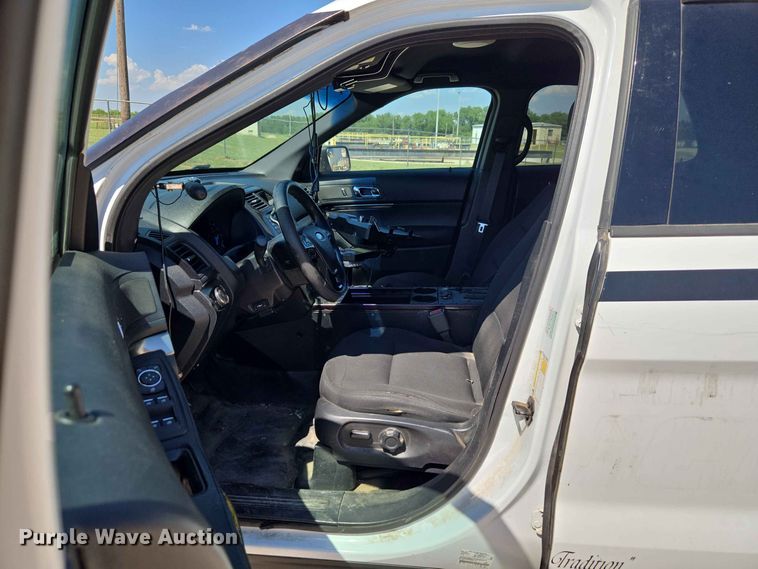 image for item EW0440 2016 Ford Explorer Police SUV