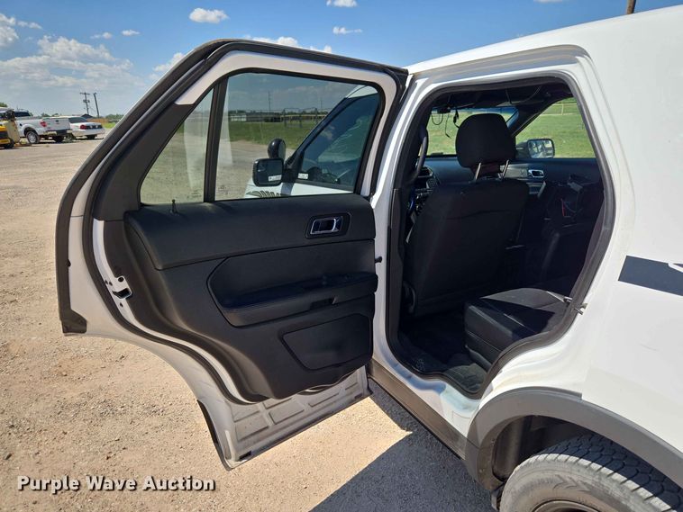 image for item EW0440 2016 Ford Explorer Police SUV