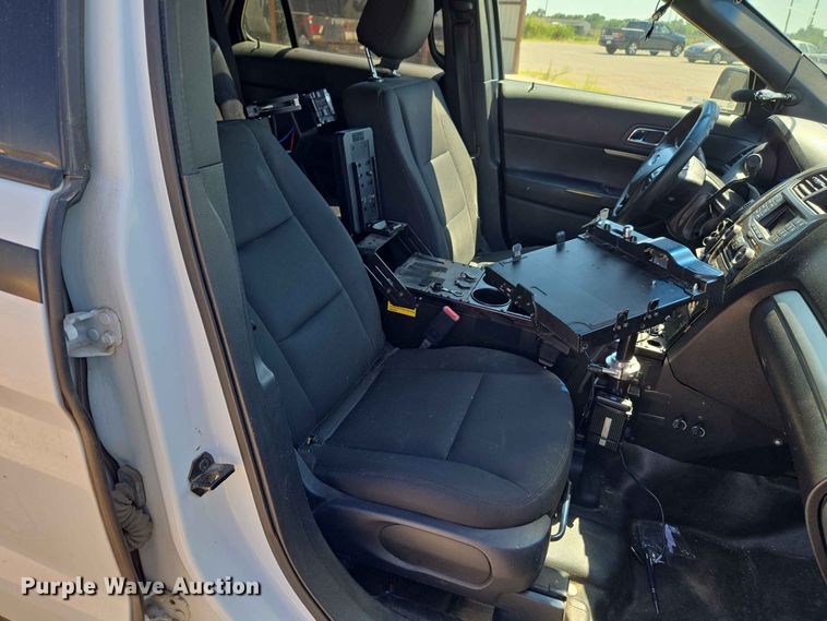 image for item EW0440 2016 Ford Explorer Police SUV