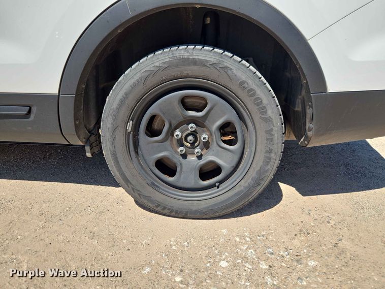 image for item EW0440 2016 Ford Explorer Police SUV