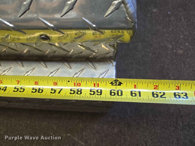 image for item EW0455 Tractor Supply toolbox