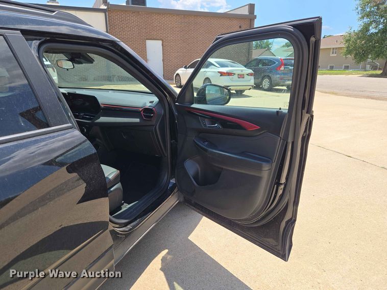 image for item EW0456 2024 Chevrolet Trailblazer RS SUV