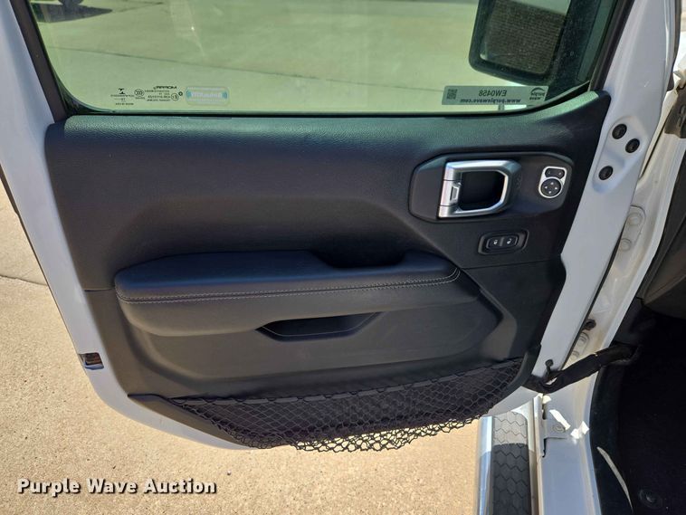 image for item EW0458 2020 Jeep Wrangler Unlimited Sahara SUV
