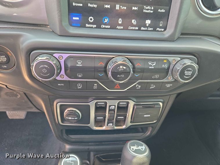 image for item EW0458 2020 Jeep Wrangler Unlimited Sahara SUV