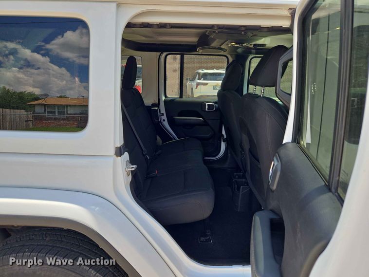 image for item EW0458 2020 Jeep Wrangler Unlimited Sahara SUV