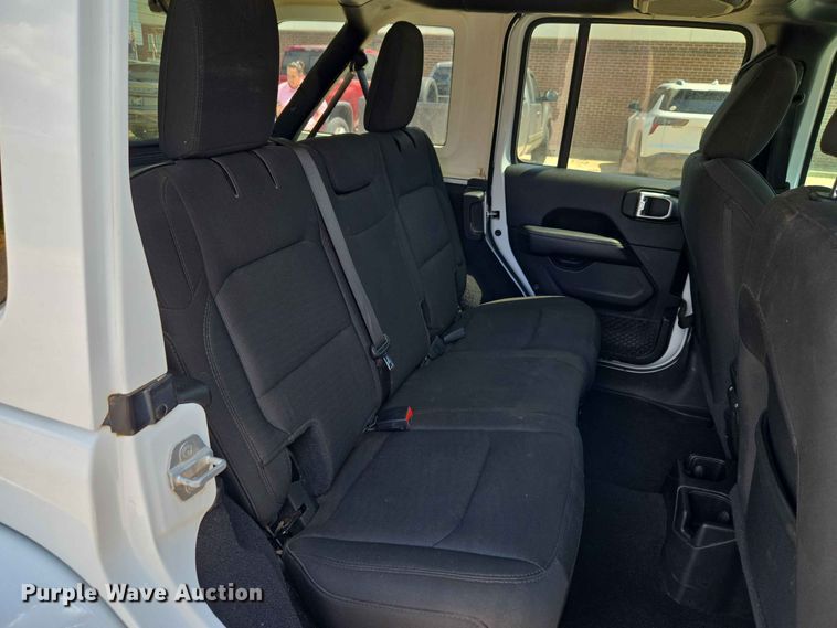 image for item EW0458 2020 Jeep Wrangler Unlimited Sahara SUV