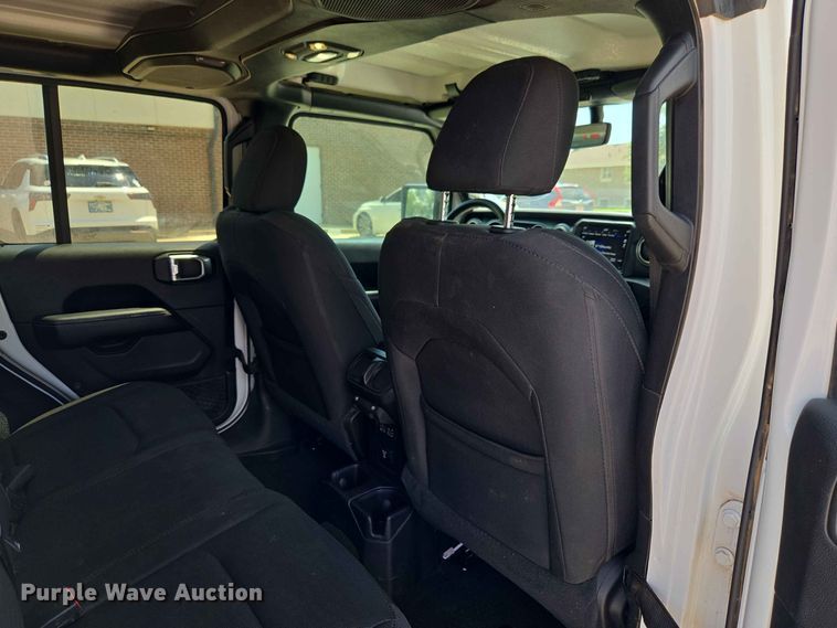 image for item EW0458 2020 Jeep Wrangler Unlimited Sahara SUV