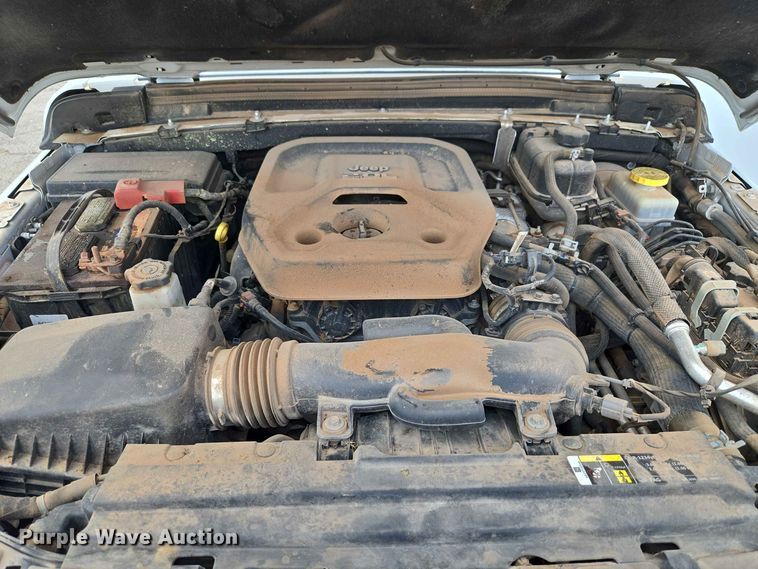 image for item EW0458 2020 Jeep Wrangler Unlimited Sahara SUV