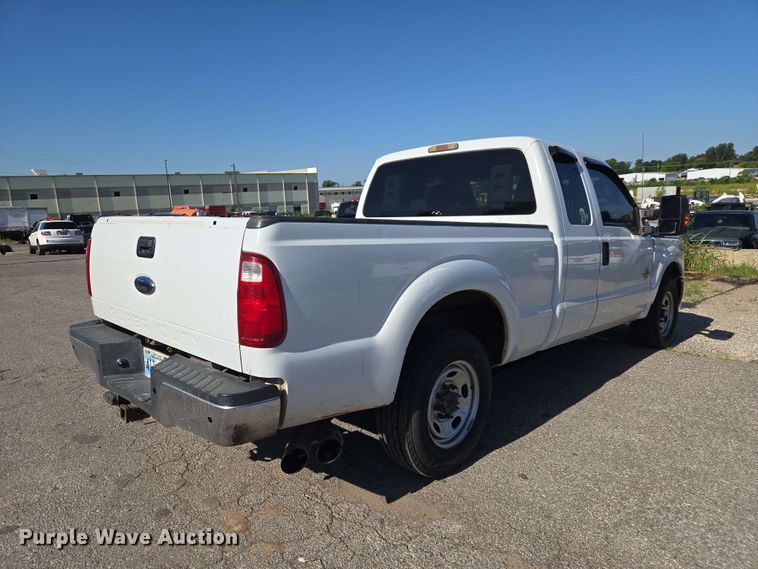 image for item EW0460 2011 Ford F250 Super Duty XL Ext. Cab pickup truck