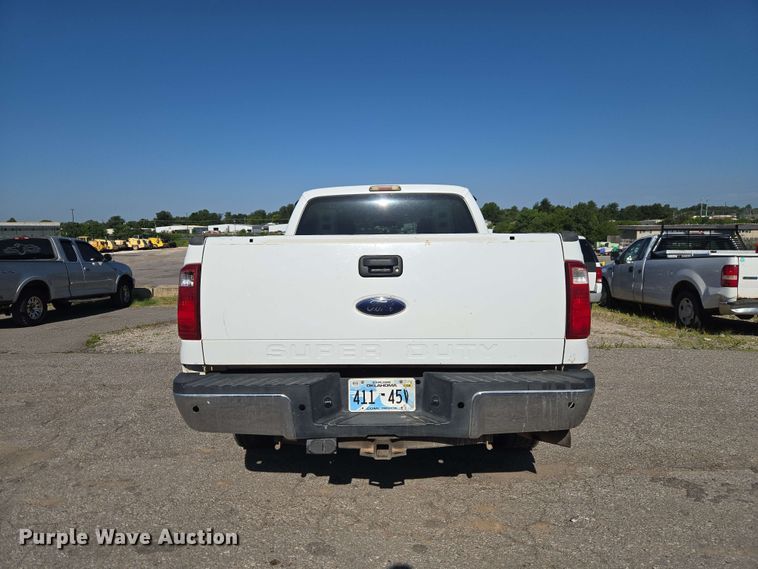 image for item EW0460 2011 Ford F250 Super Duty XL Ext. Cab pickup truck