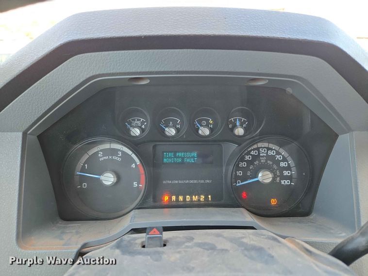image for item EW0460 2011 Ford F250 Super Duty XL Ext. Cab pickup truck