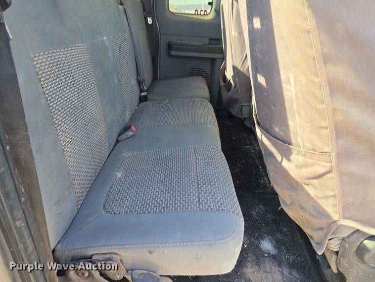 image for item EW0460 2011 Ford F250 Super Duty XL Ext. Cab pickup truck